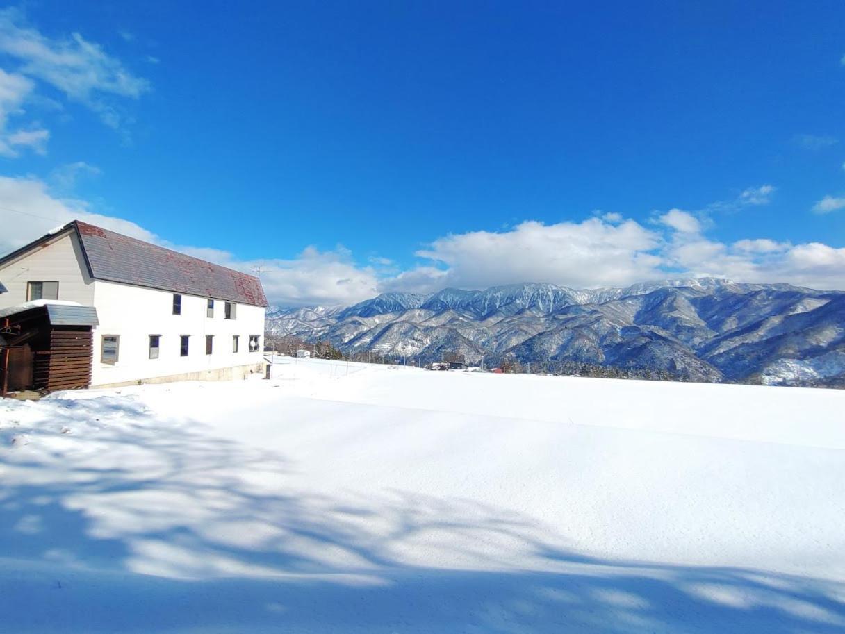 Hakuba Norikura Wakaguri Guesthouse Otari Buitenkant foto