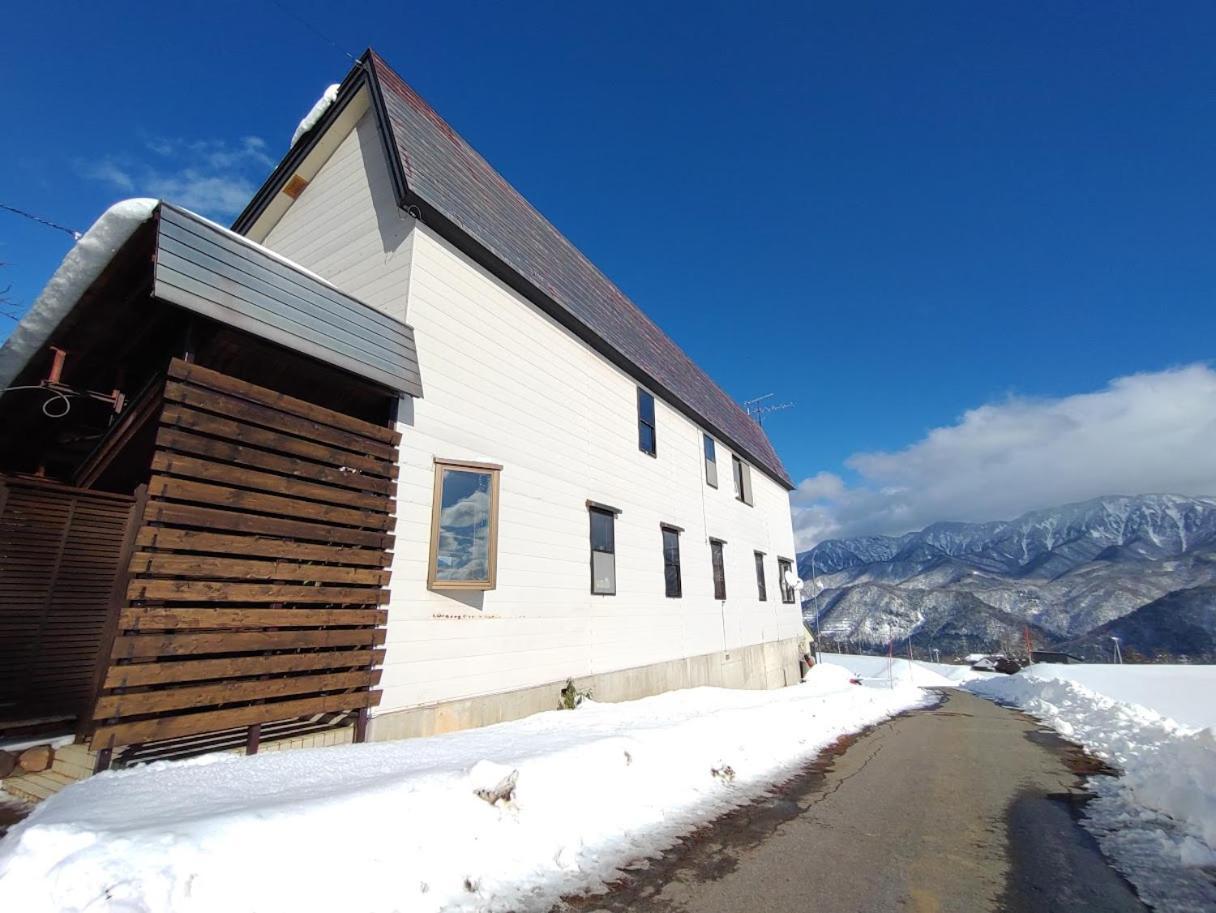 Hakuba Norikura Wakaguri Guesthouse Otari Buitenkant foto